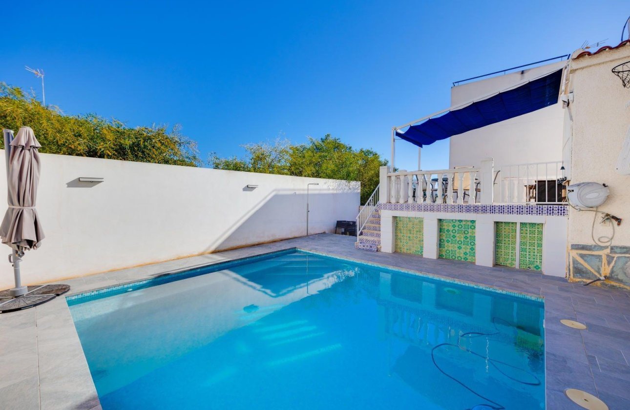 Resale - Villa -
San Fulgencio - La Marina