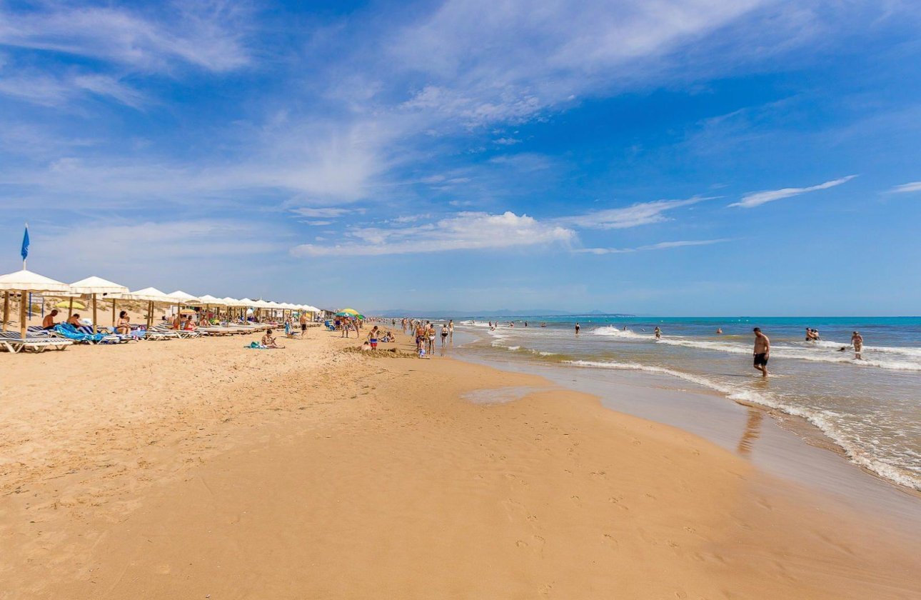 Resale - Villa -
San Fulgencio - La Marina