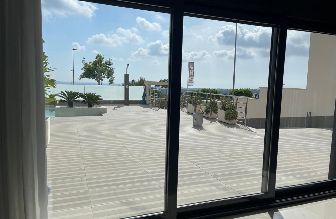 Resale - Villa -
San Miguel de Salinas - Altos De San Miguel