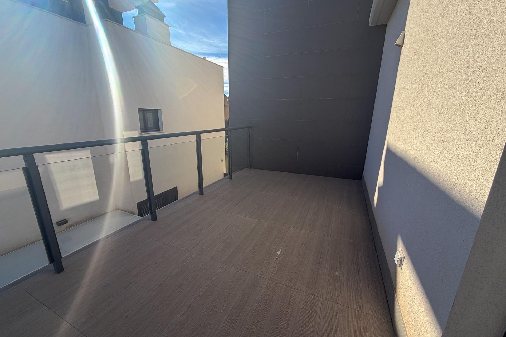 Resale - Villa -
San Miguel de Salinas - Bellavista