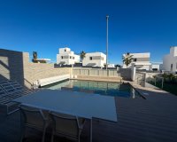 Resale - Villa -
San Miguel de Salinas - Bellavista