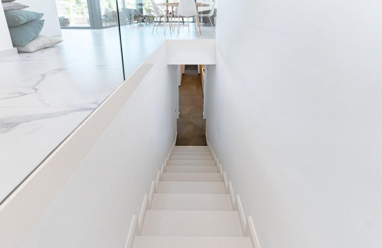 Resale - Villa -
San Miguel de Salinas - Bellavista