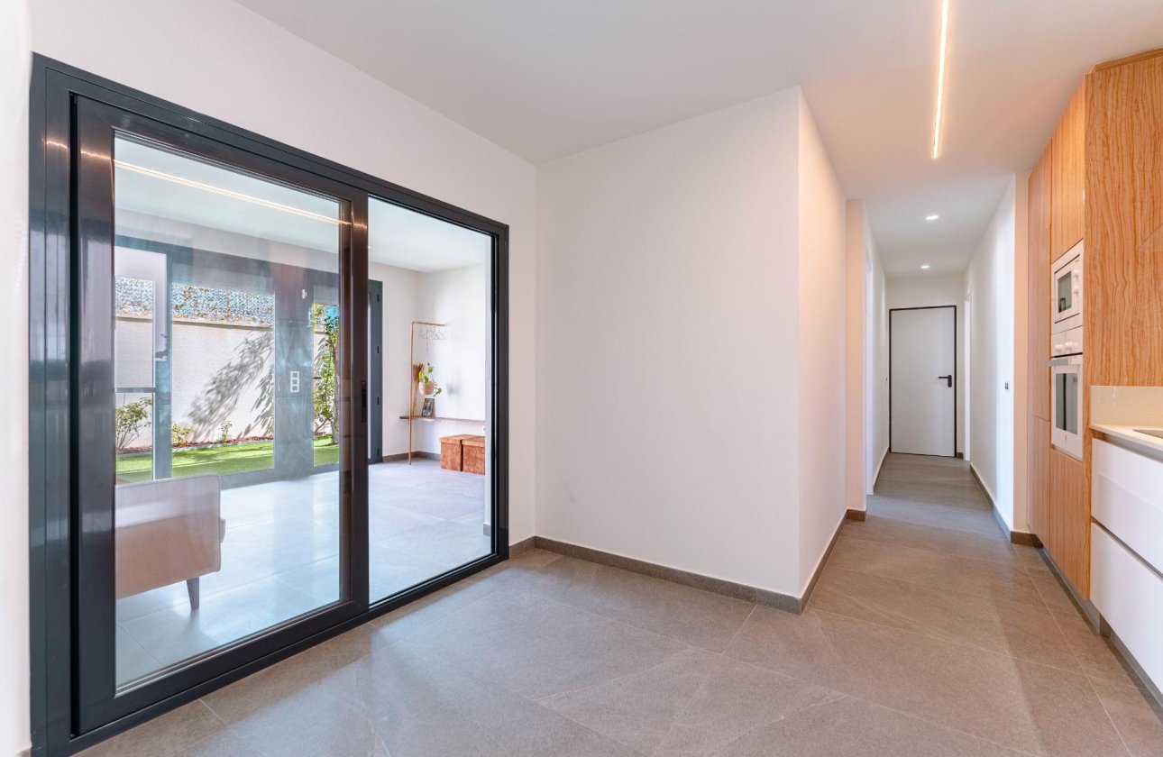 Resale - Villa -
San Miguel de Salinas - Bellavista