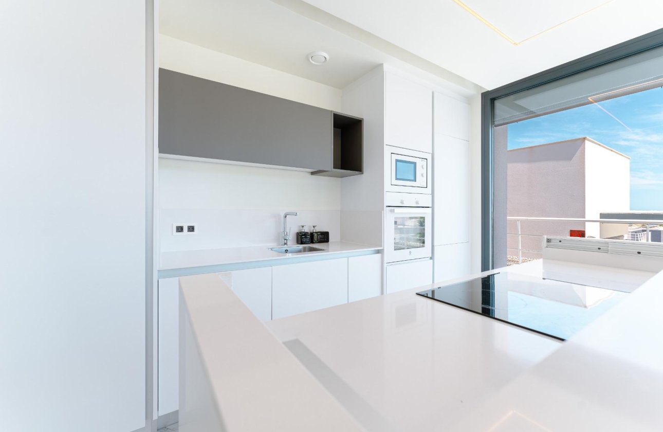 Resale - Villa -
San Miguel de Salinas - Bellavista