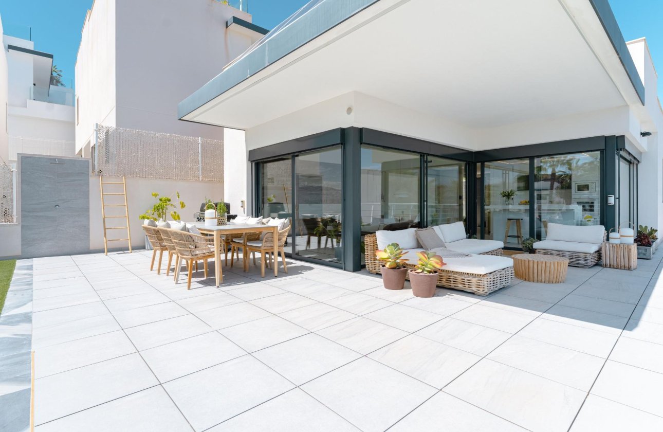 Resale - Villa -
San Miguel de Salinas - Bellavista