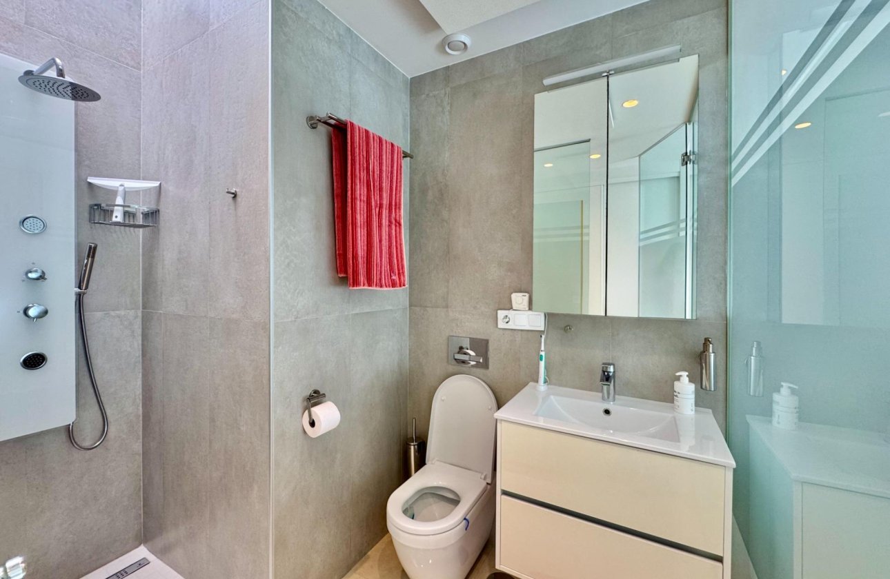 Resale - Villa -
San Miguel de Salinas - Bellavista