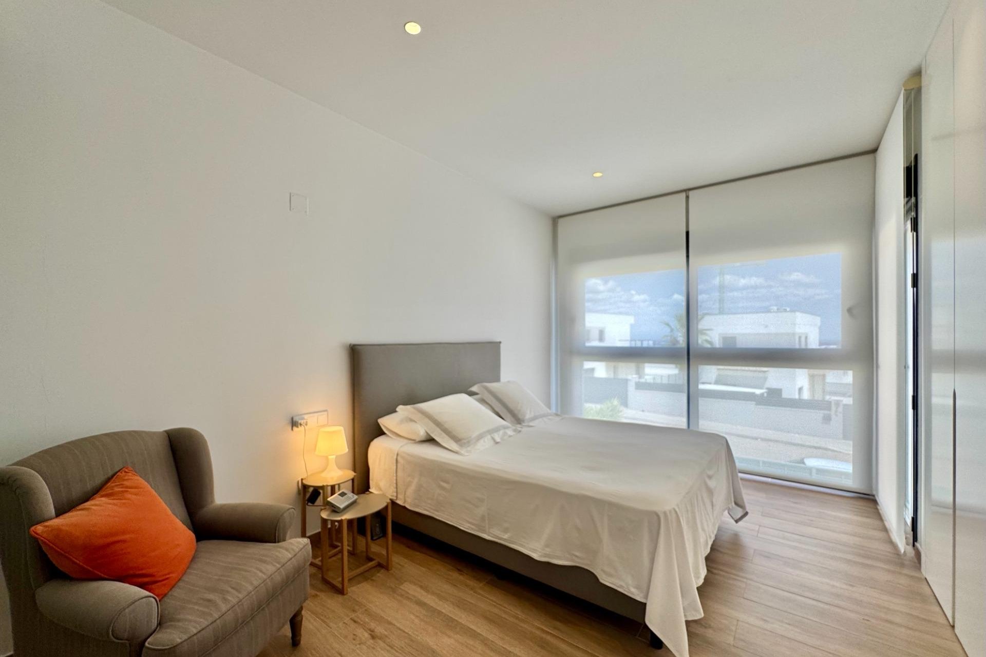 Resale - Villa -
San Miguel de Salinas - Bellavista