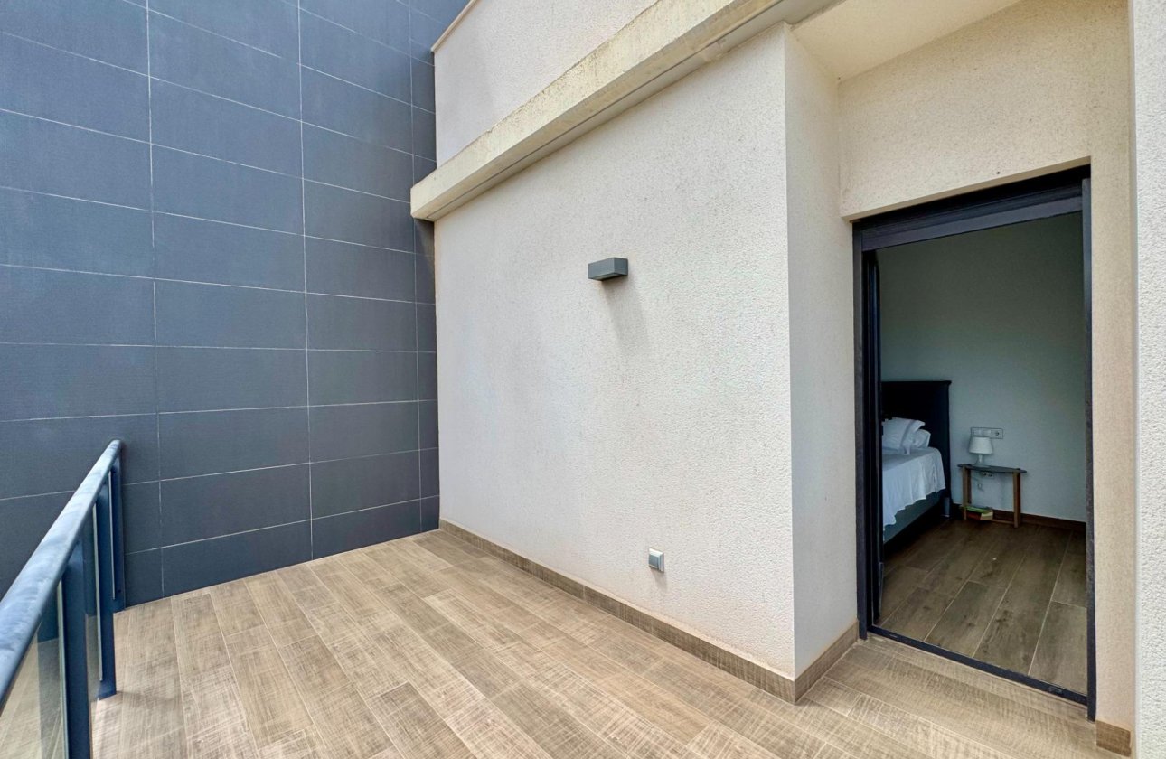 Resale - Villa -
San Miguel de Salinas - Bellavista