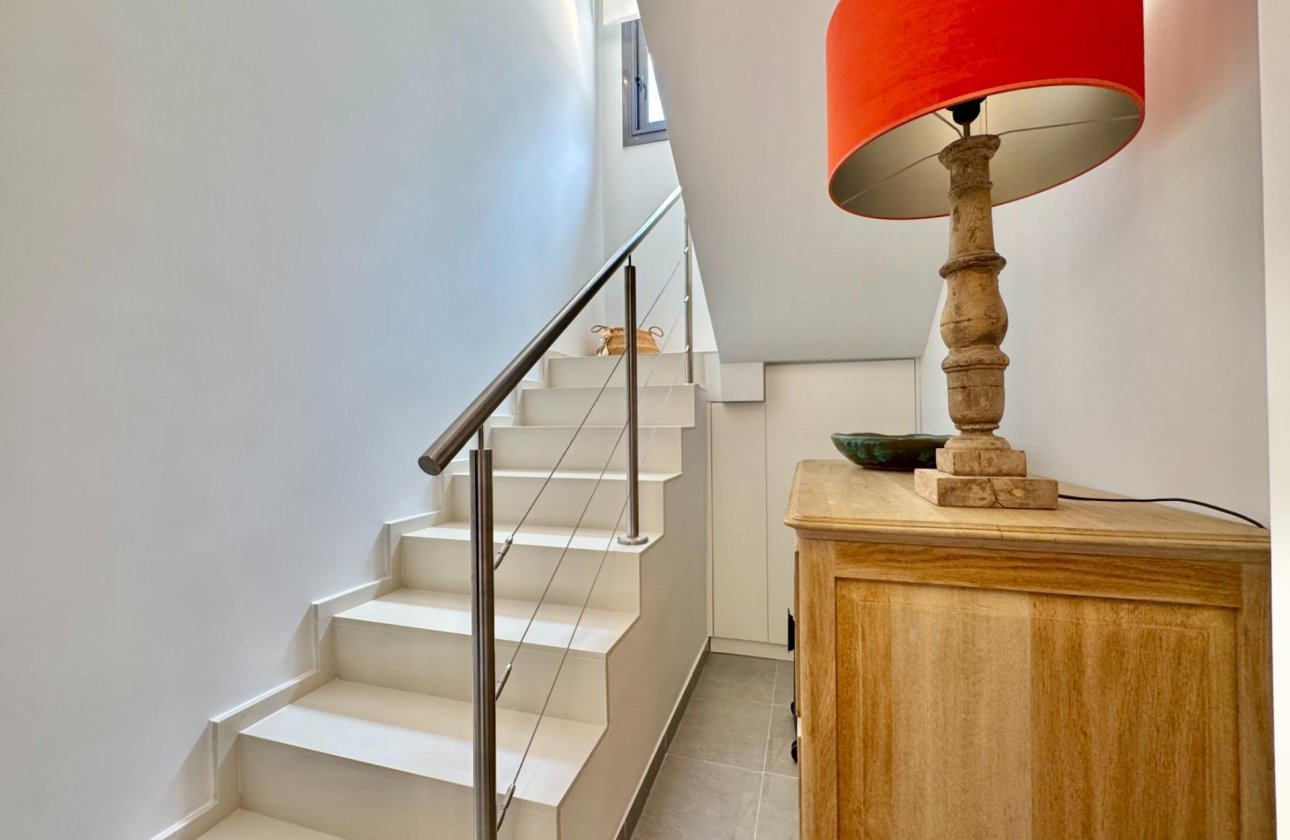 Resale - Villa -
San Miguel de Salinas - Bellavista