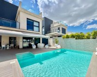 Resale - Villa -
San Miguel de Salinas - Bellavista