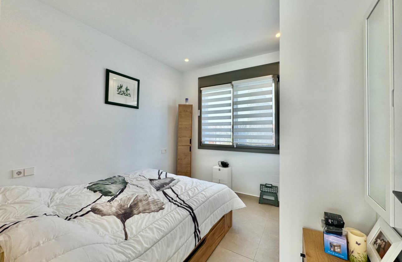 Resale - Villa -
San Miguel de Salinas - Blue Lagoon - Galán