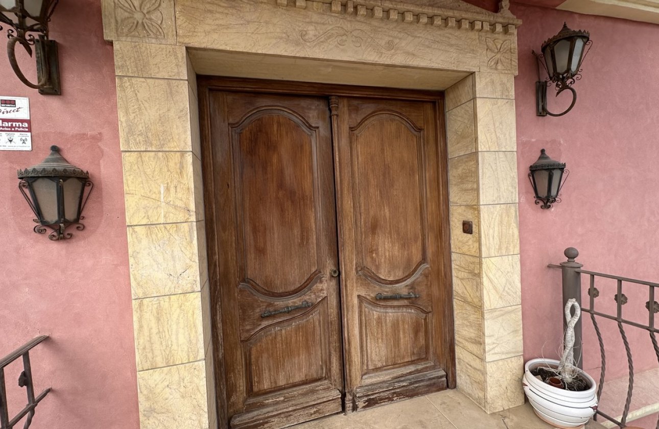 Resale - Villa -
San Miguel de Salinas - Inland