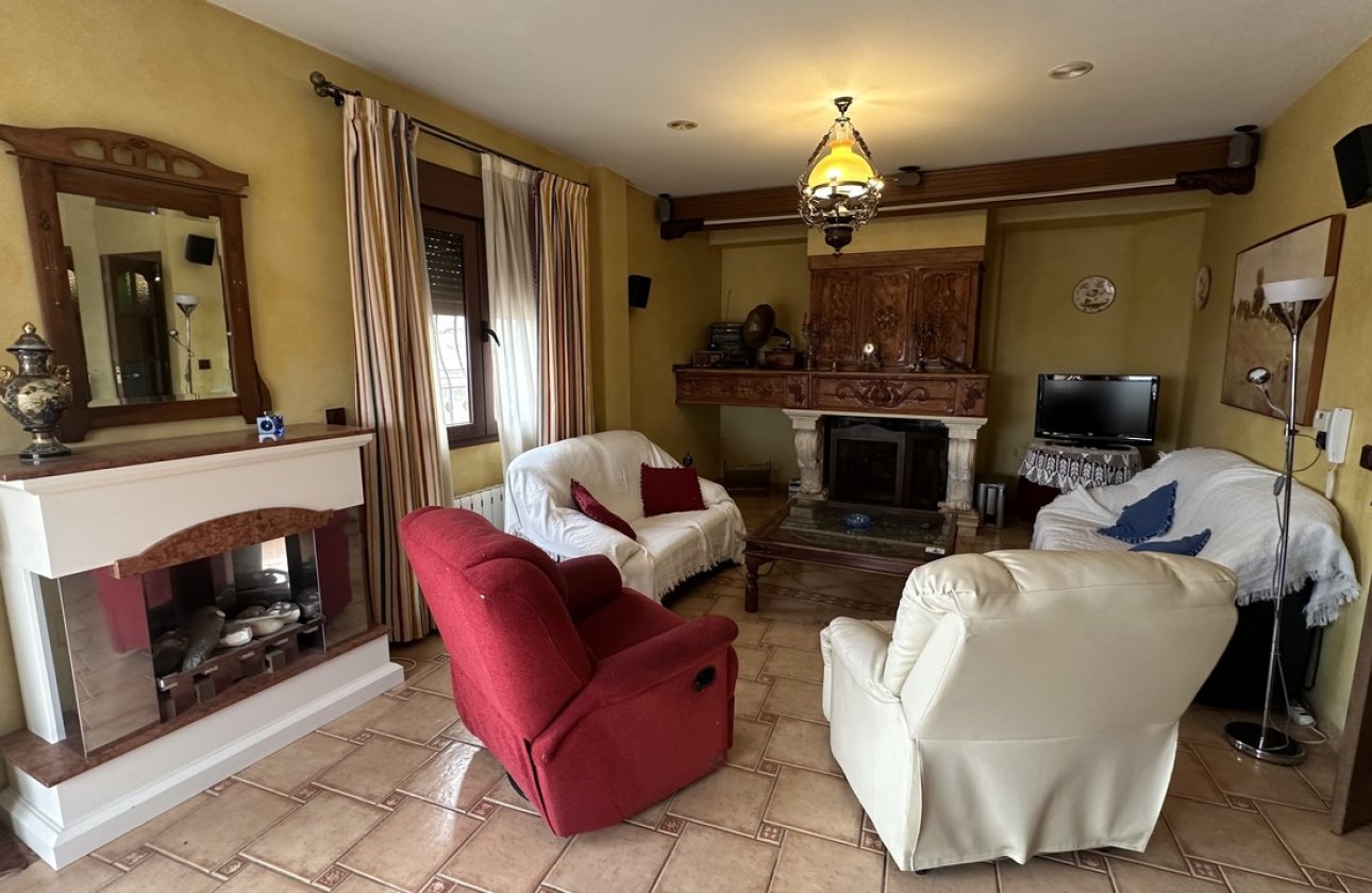 Resale - Villa -
San Miguel de Salinas - Inland