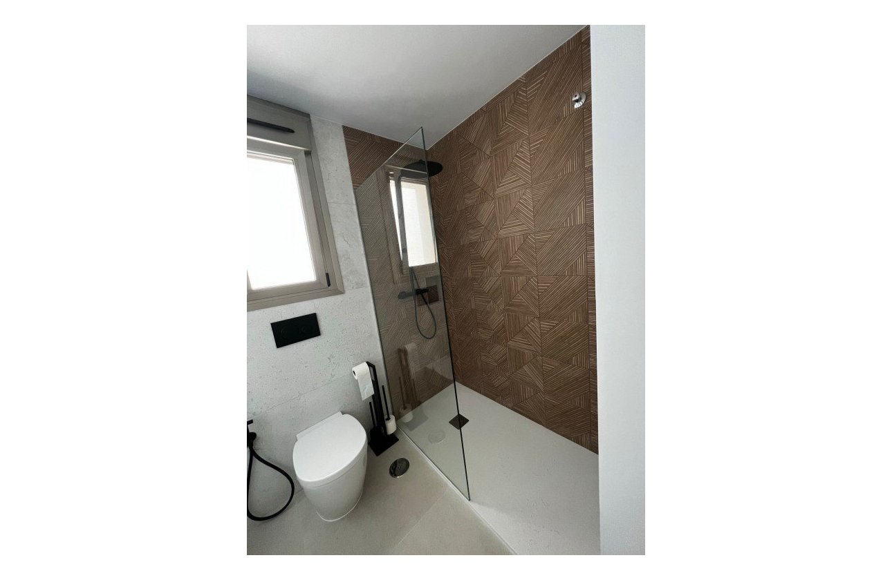 Resale - Villa -
San Miguel de Salinas - Inland