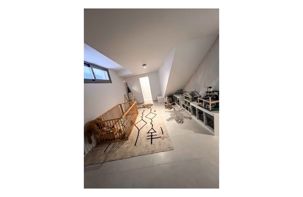 Resale - Villa -
San Miguel de Salinas - Inland