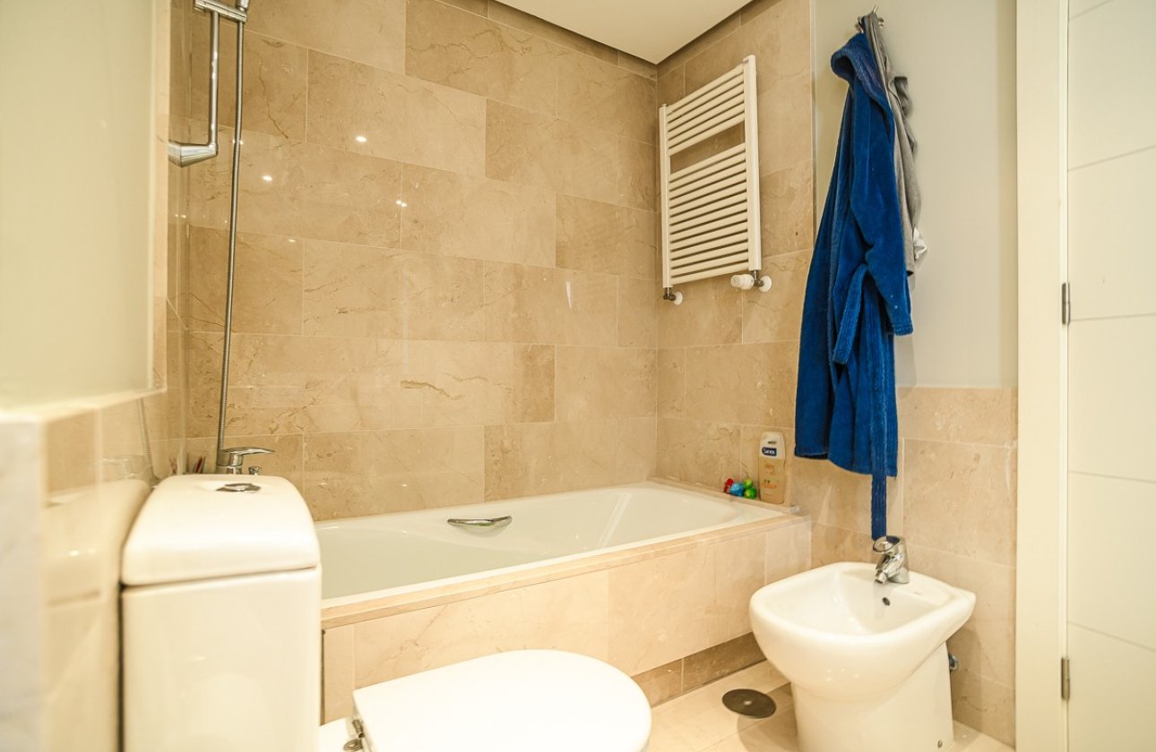 Resale - Villa -
San Miguel de Salinas - Inland