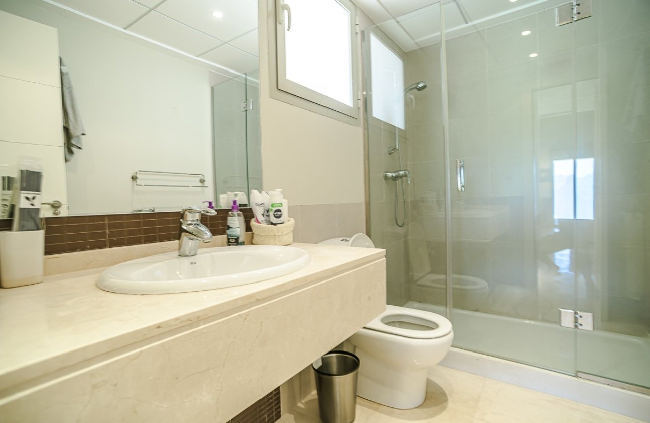 Resale - Villa -
San Miguel de Salinas - Inland