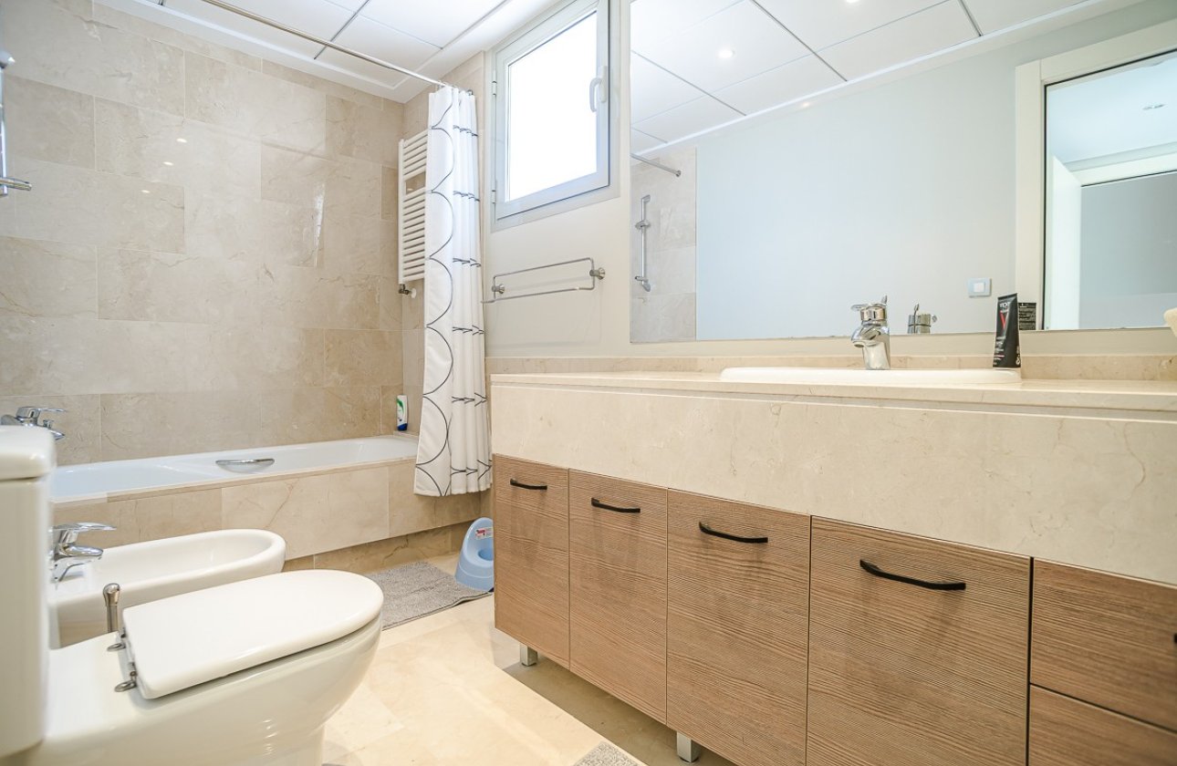 Resale - Villa -
San Miguel de Salinas - Inland