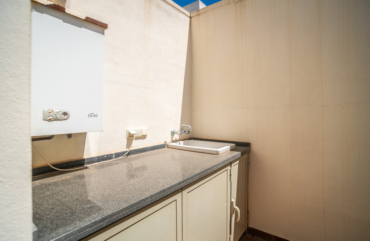 Resale - Villa -
San Miguel de Salinas - Inland