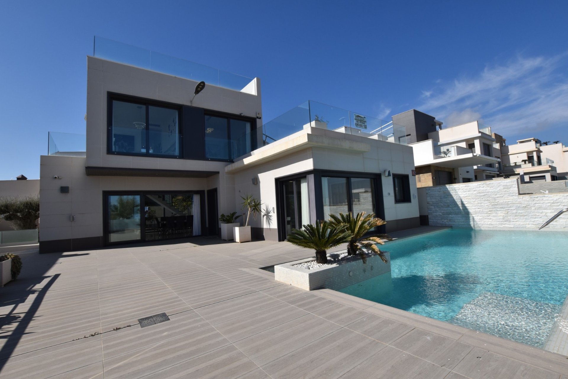 Resale - Villa -
San Miguel de Salinas - Inland