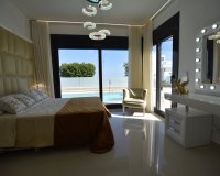 Resale - Villa -
San Miguel de Salinas - Inland