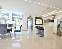 Resale - Villa -
San Miguel de Salinas - Inland