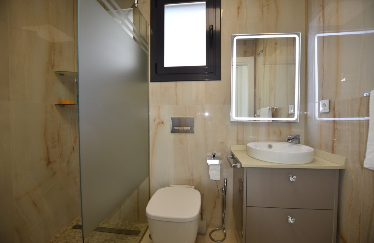 Resale - Villa -
San Miguel de Salinas - Inland