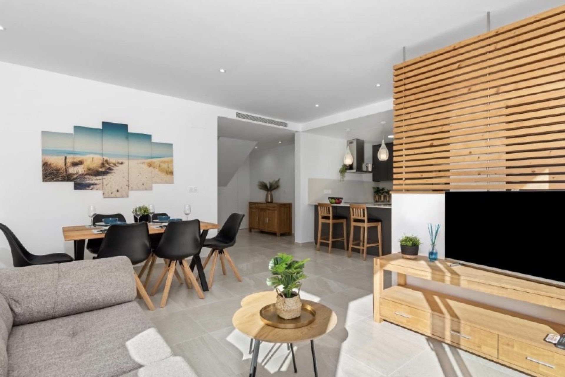 Resale - Villa -
San Miguel de Salinas - Inland