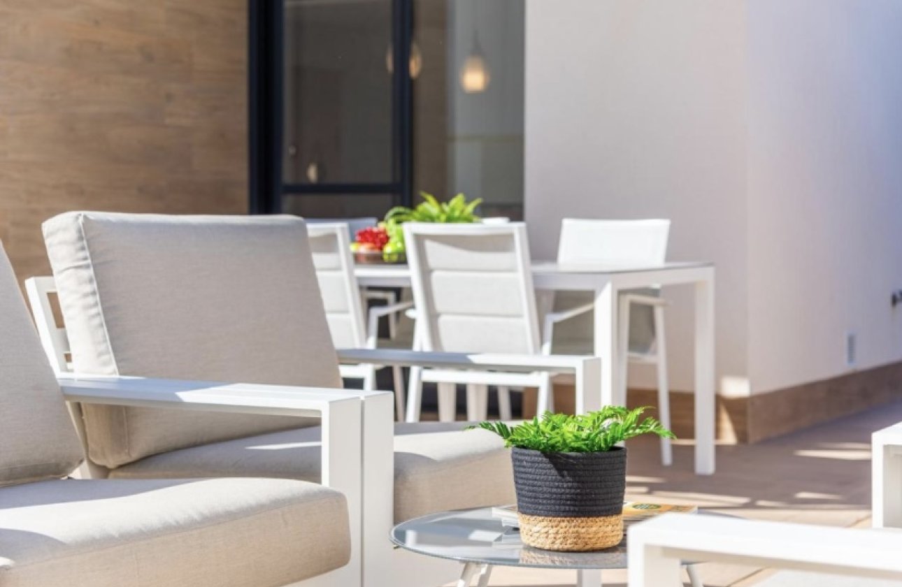 Resale - Villa -
San Miguel de Salinas - Inland