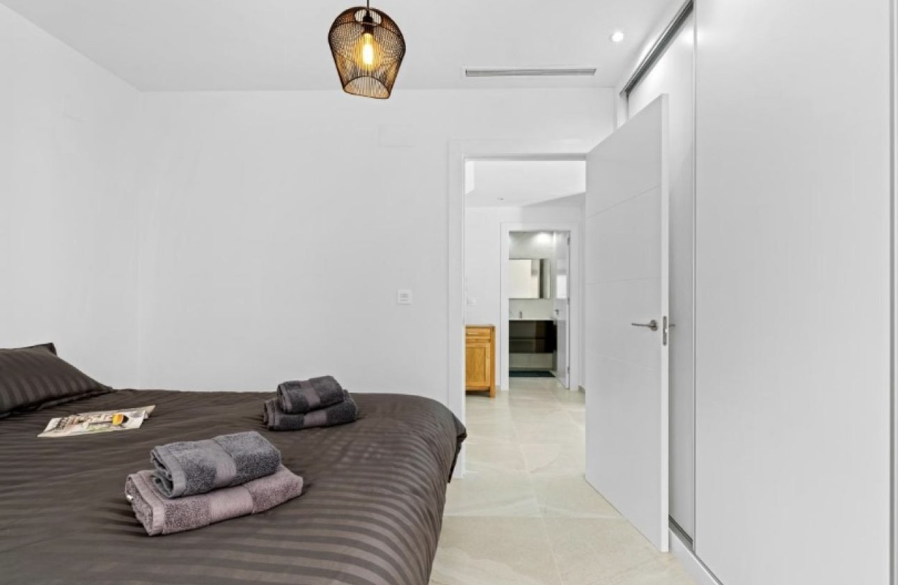 Resale - Villa -
San Miguel de Salinas - Inland