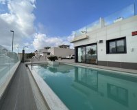 Resale - Villa -
San Miguel de Salinas - Inland