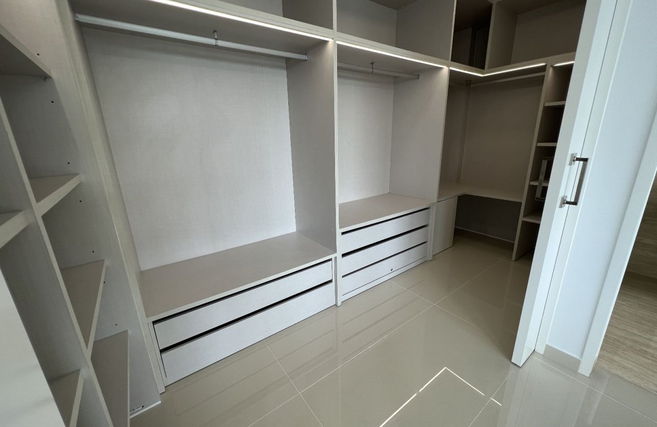 Resale - Villa -
San Miguel de Salinas - Inland