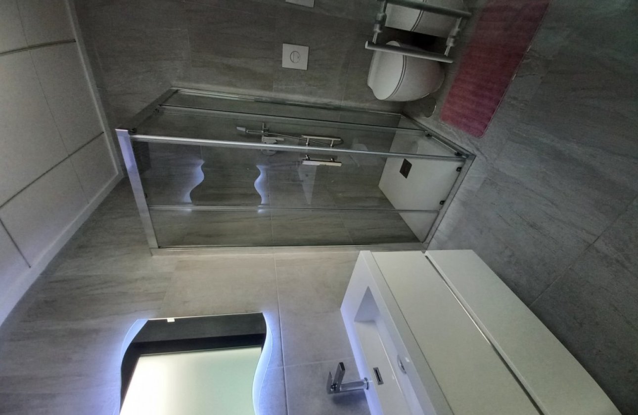 Resale - Villa -
San Miguel de Salinas - Inland