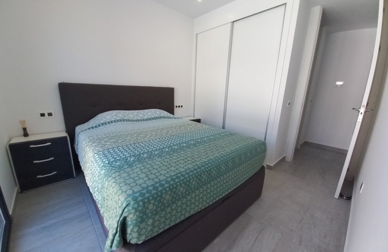 Resale - Villa -
San Miguel de Salinas - Inland