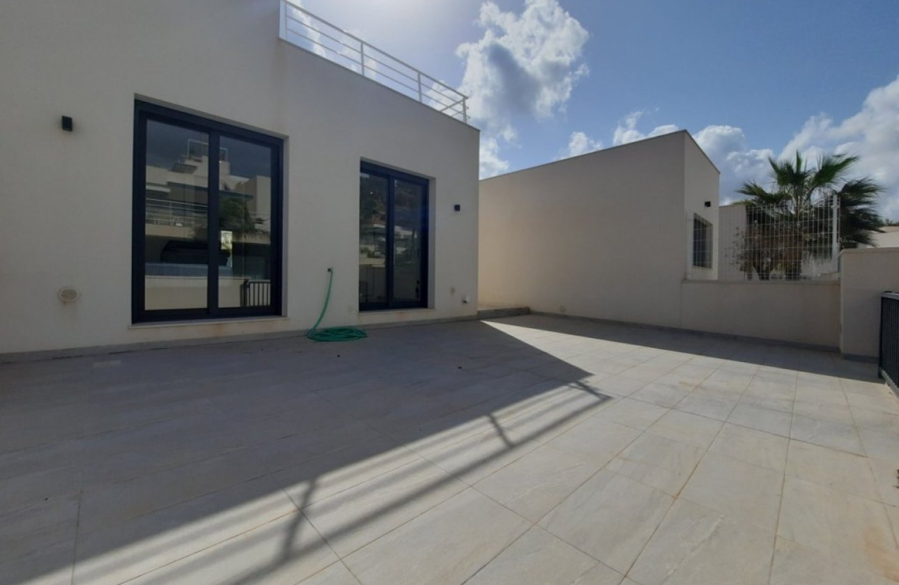 Resale - Villa -
San Miguel de Salinas - Inland