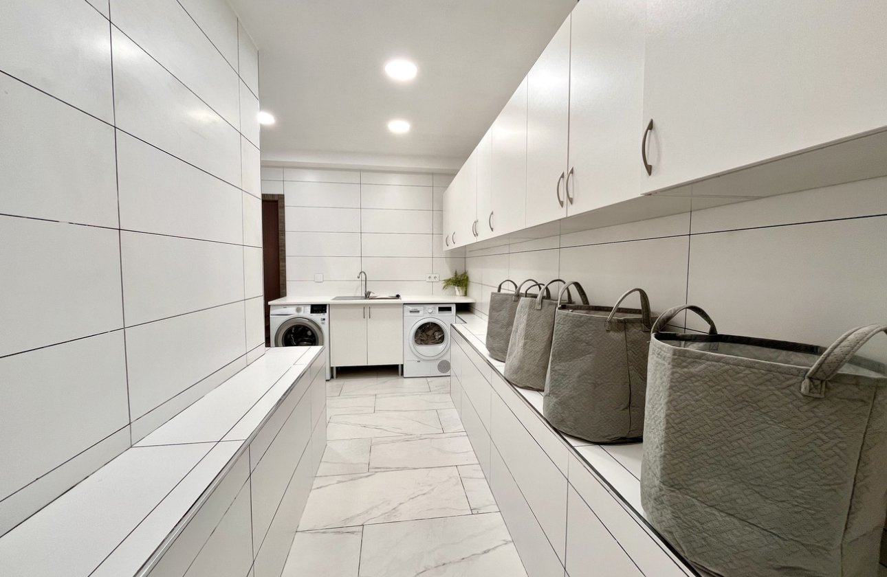 Resale - Villa -
San Miguel de Salinas - Inland