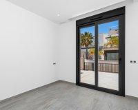 Resale - Villa -
San Miguel de Salinas - Inland