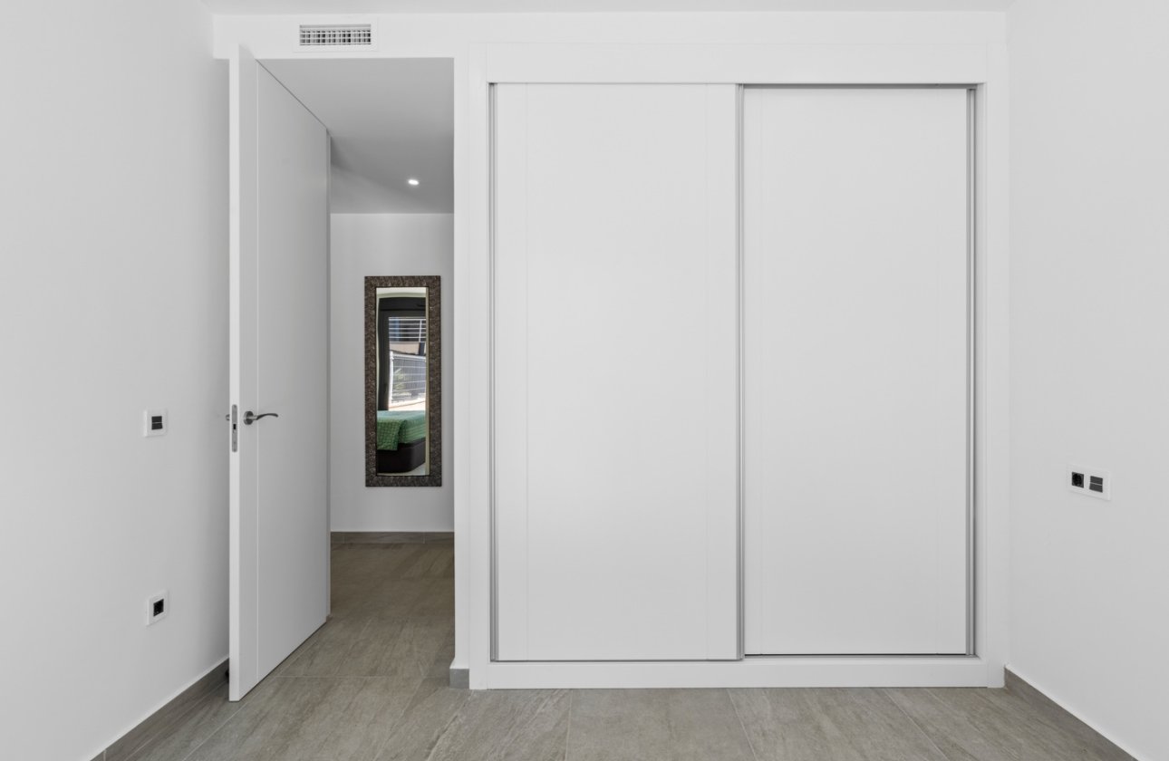 Resale - Villa -
San Miguel de Salinas - Inland