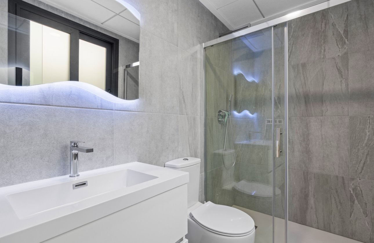 Resale - Villa -
San Miguel de Salinas - Inland