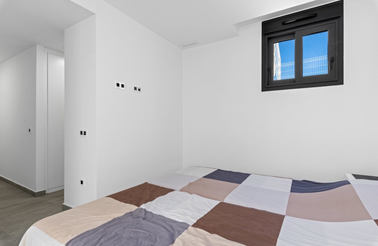 Resale - Villa -
San Miguel de Salinas - Inland