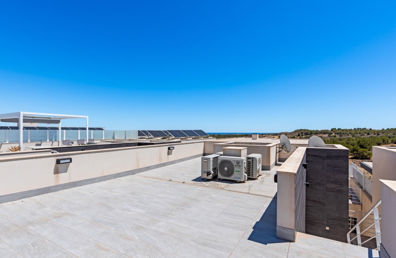 Resale - Villa -
San Miguel de Salinas - Inland