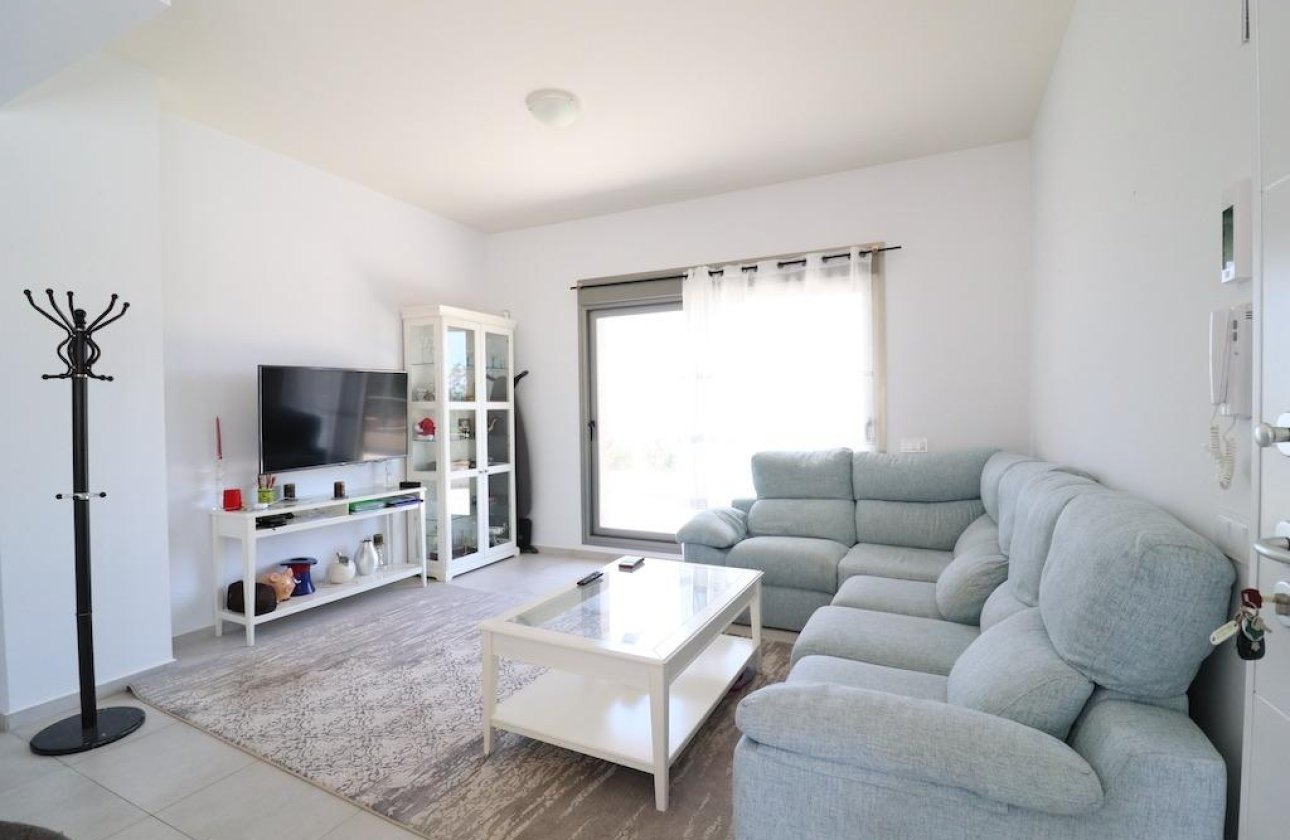 Resale - Villa -
San Miguel de Salinas - Inland