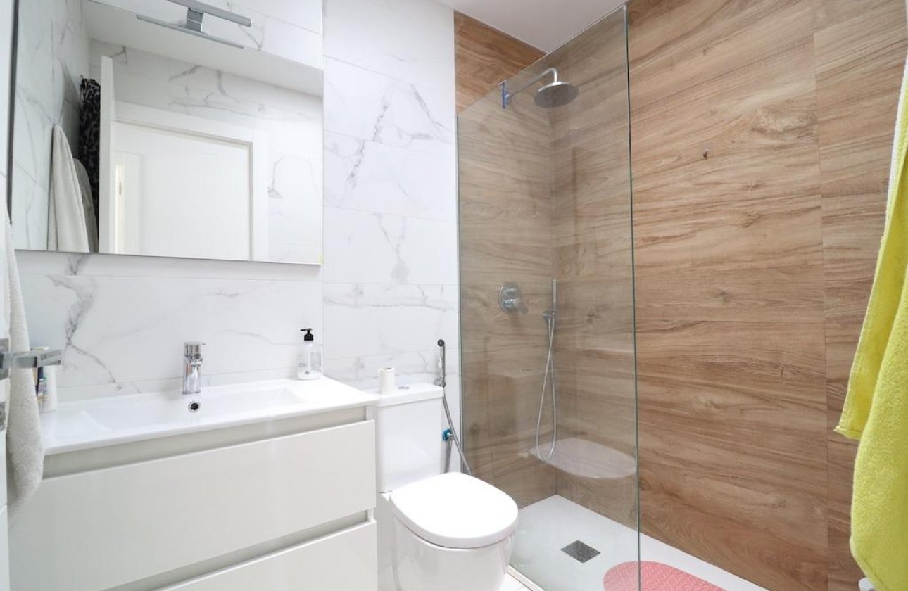 Resale - Villa -
San Miguel de Salinas - Inland