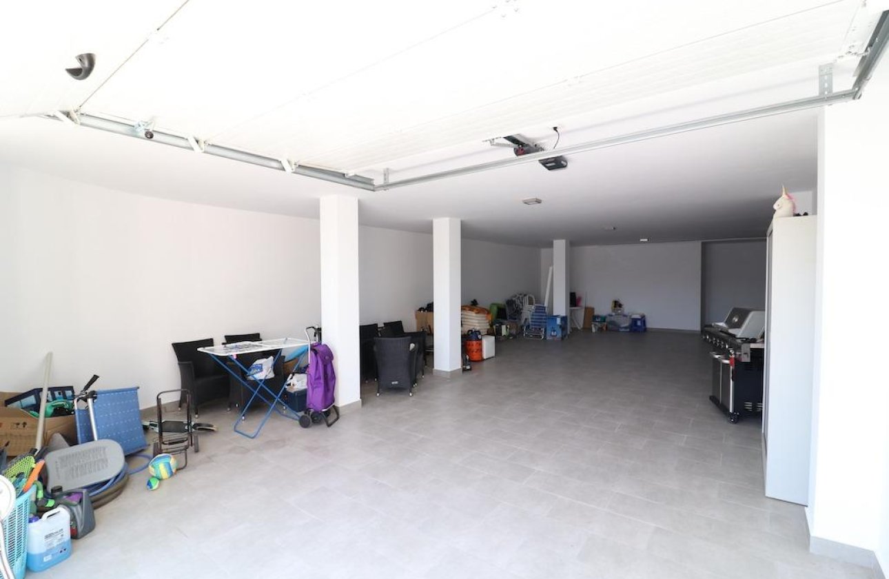 Resale - Villa -
San Miguel de Salinas - Inland