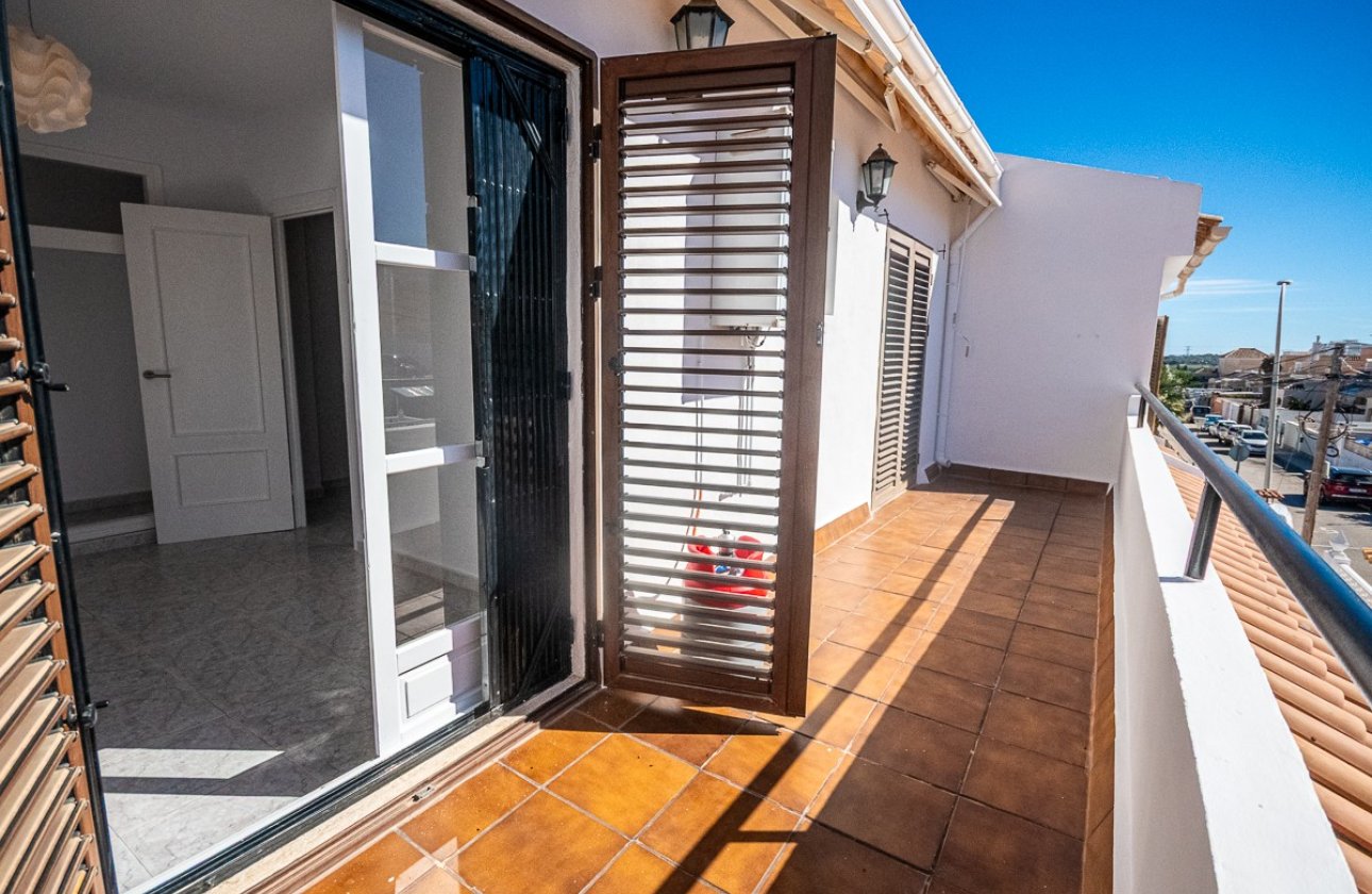 Resale - Villa -
San Miguel de Salinas - Inland