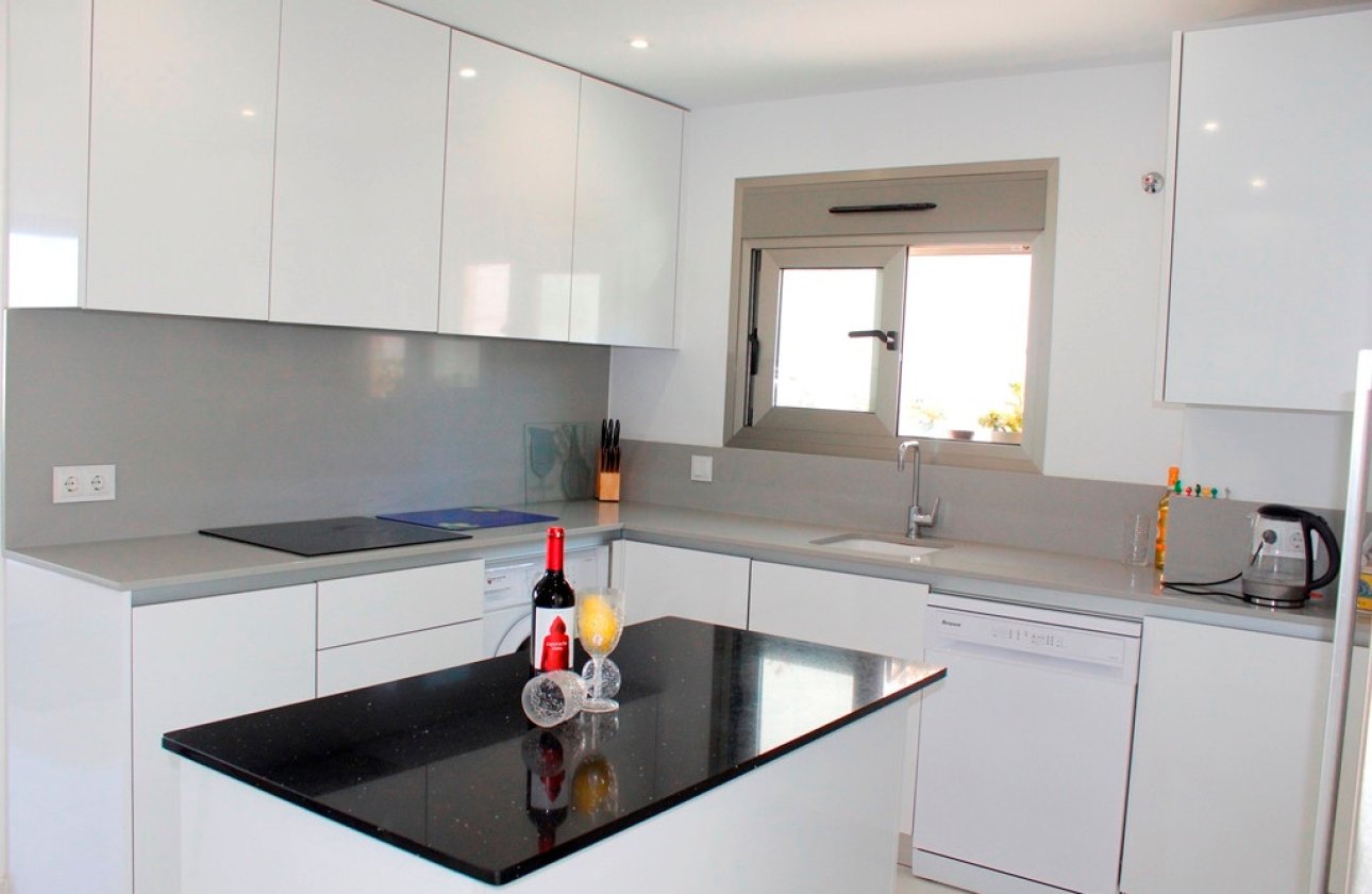 Resale - Villa -
San Miguel de Salinas - Inland