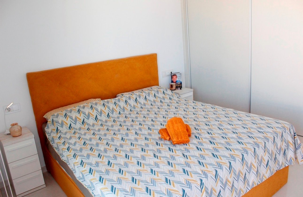 Resale - Villa -
San Miguel de Salinas - Inland