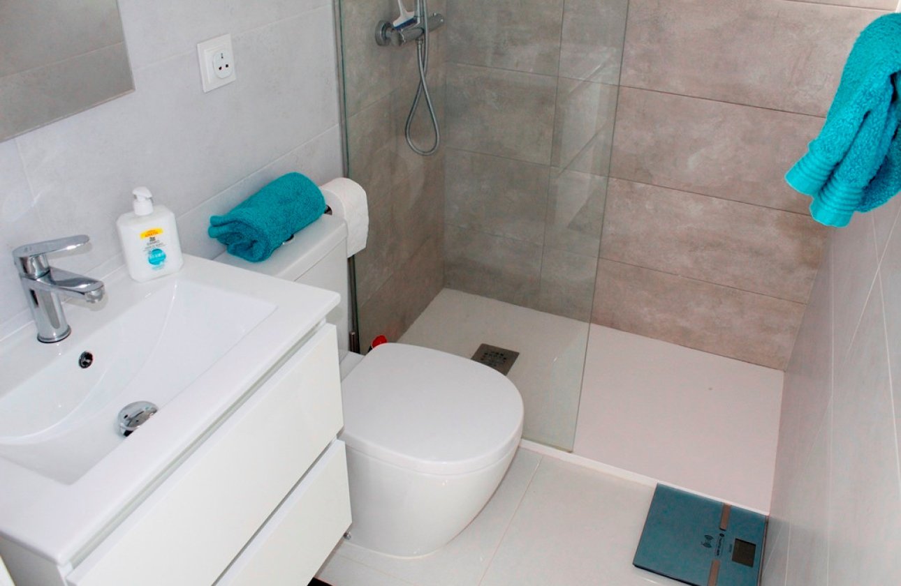 Resale - Villa -
San Miguel de Salinas - Inland