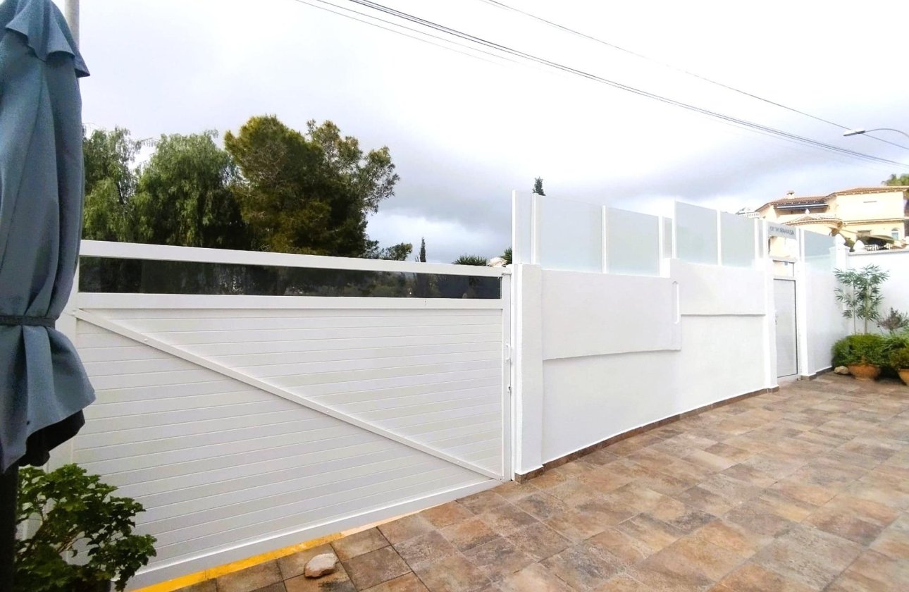 Resale - Villa -
San Miguel de Salinas - Inland