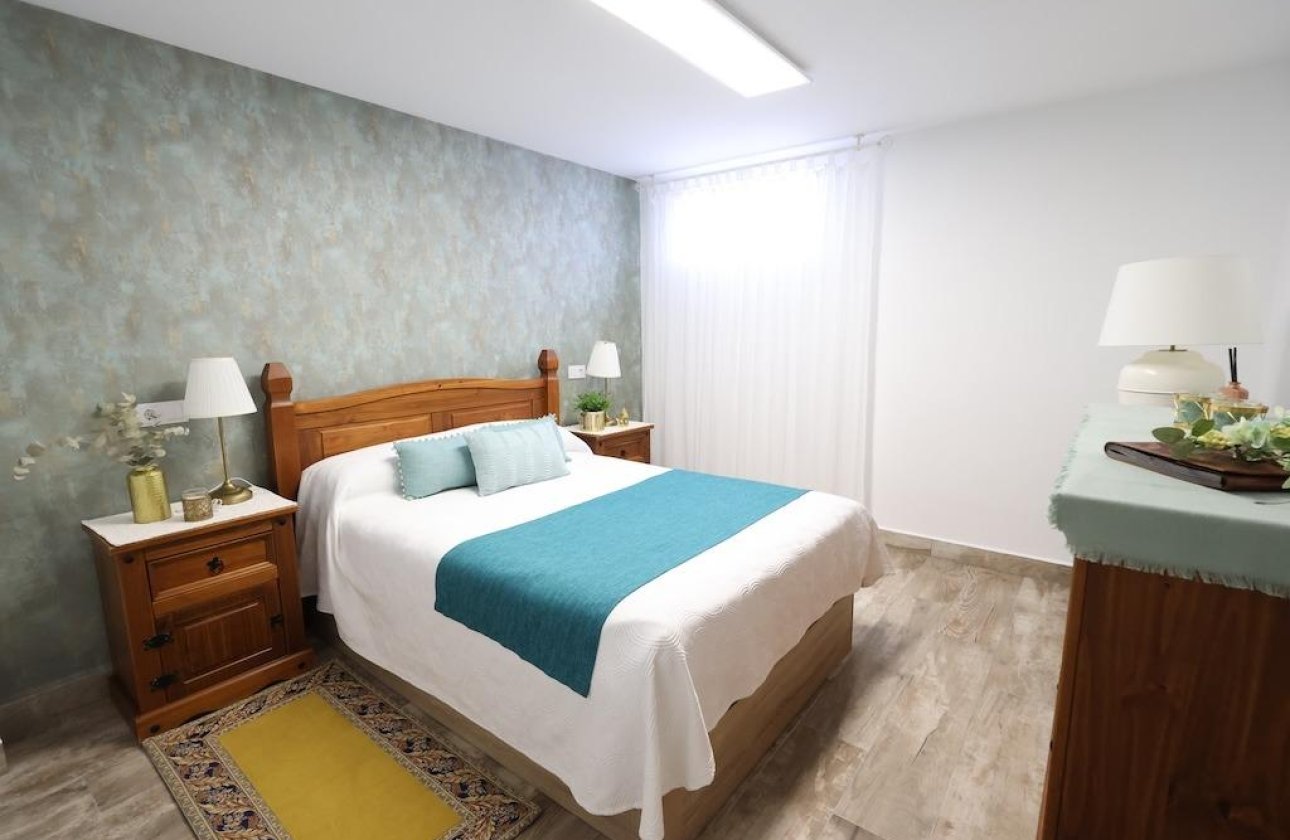 Resale - Villa -
San Miguel de Salinas - Inland